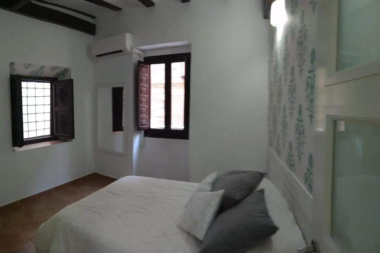 Apartamento La esquina del Alcázar Toledo 0*,  España